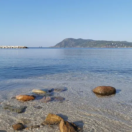 Comete - Echappee Douce A Mandrier Apartman *